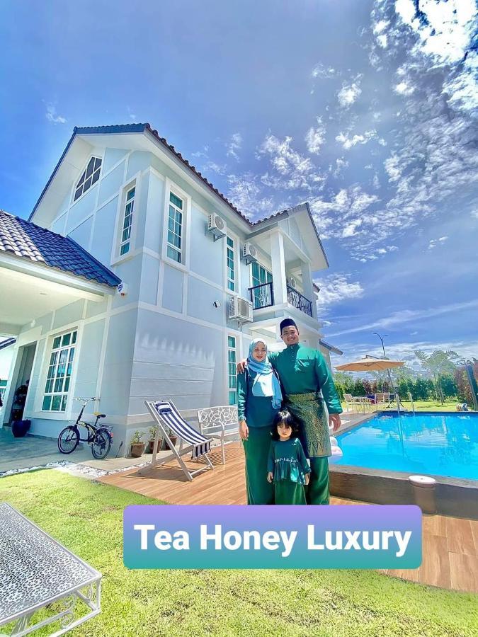 Villa Tea Honey Luxury Malacca Exterior foto