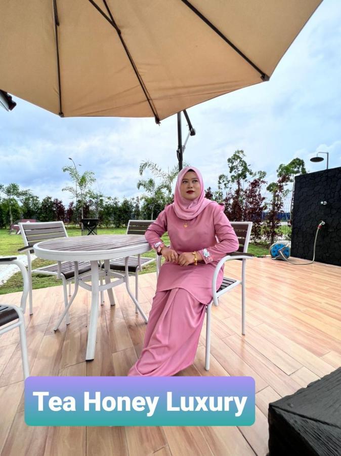 Villa Tea Honey Luxury Malacca Exterior foto